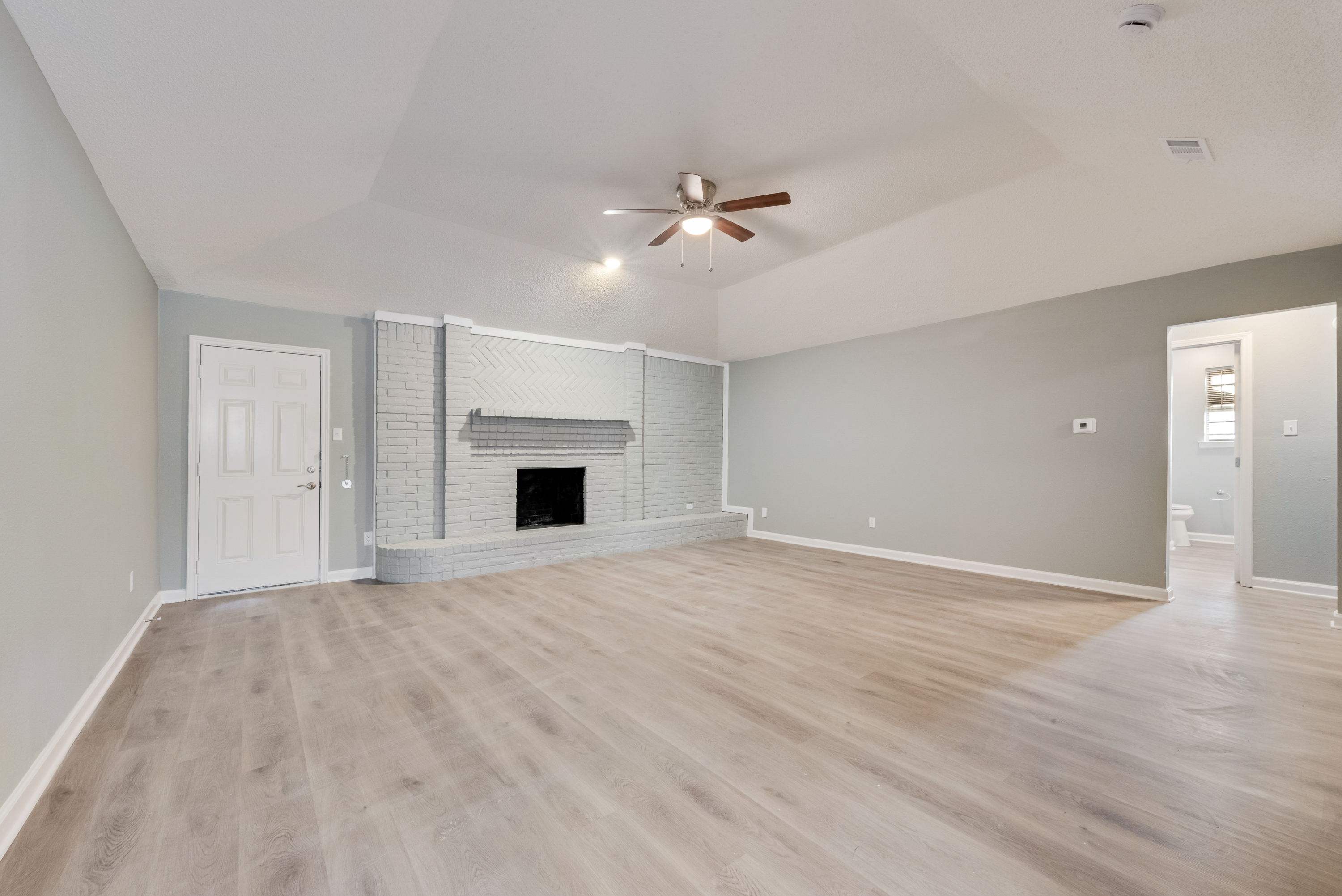 104 Redhaw Court